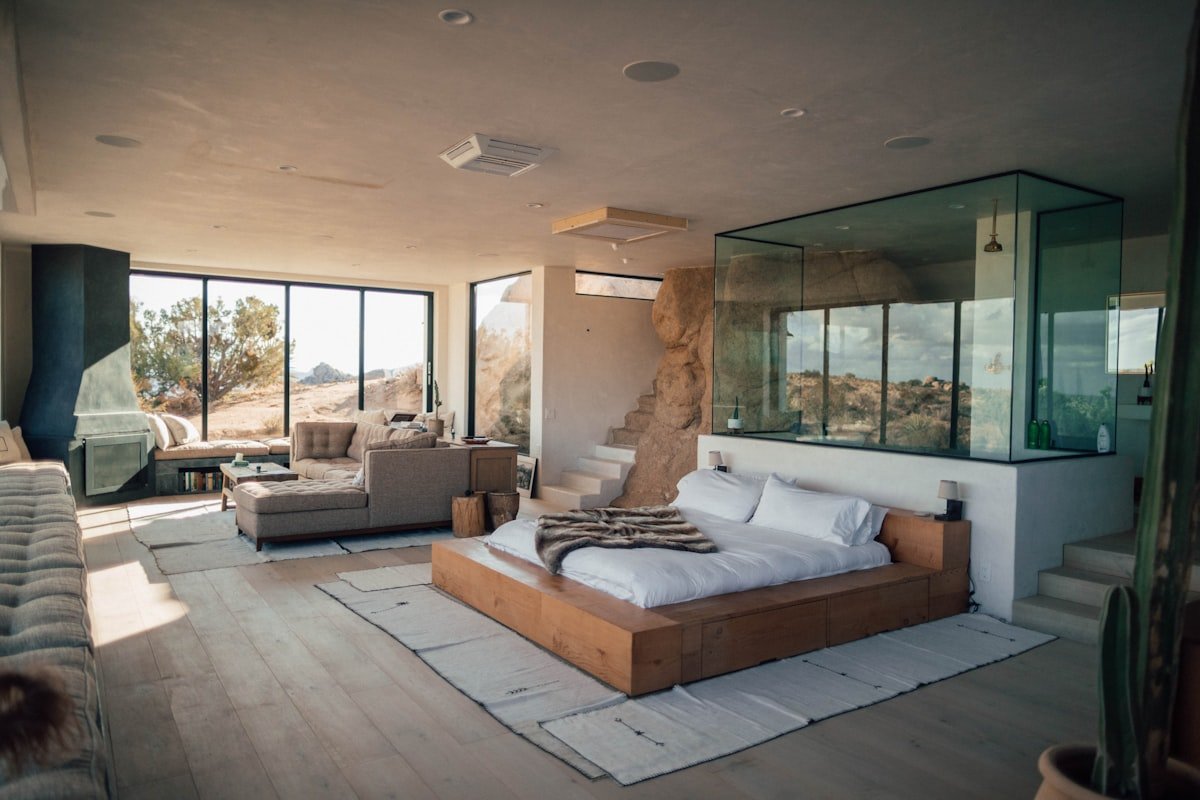 Couple Room with queen bed near Statue of Unity