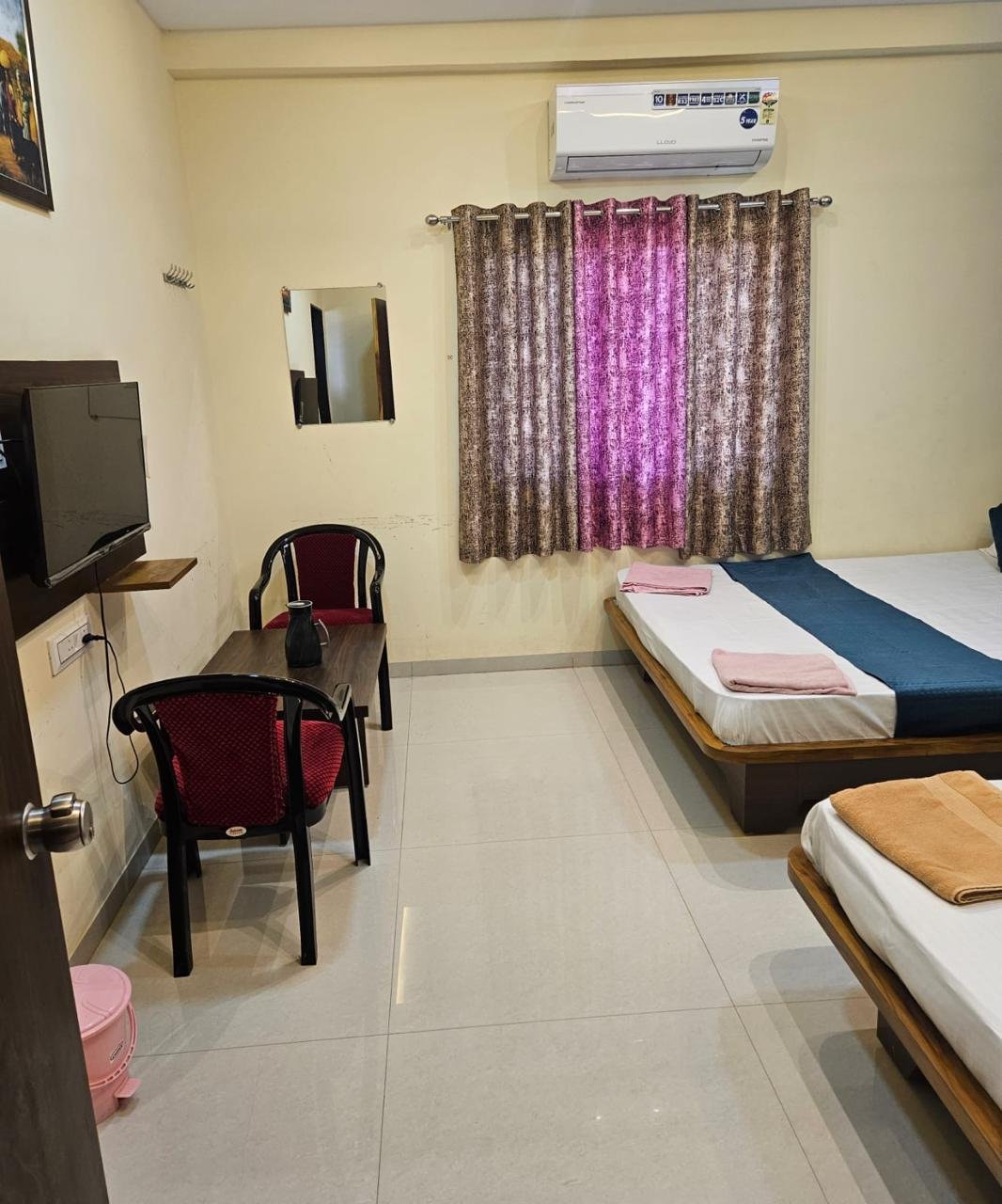Family Twin Room
